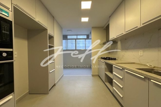 1b50e835-9eb6-4c32-9cad-3bdc1c8861d9