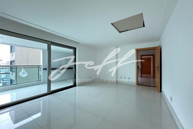 28565d81-e677-48b8-a665-c411b37c9f8a