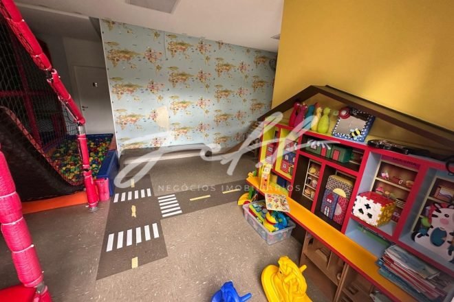 2b758565-6c27-4ae8-850a-acf37b0b4ecd