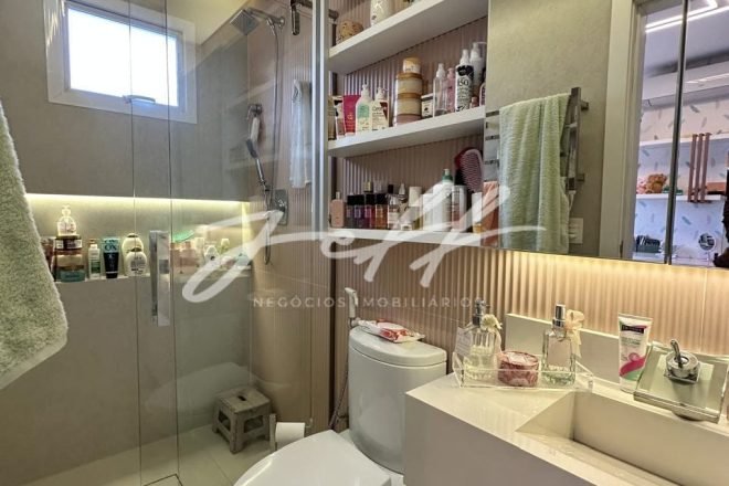 307f7a67-cac1-4bb6-b1a5-2af6178d0251