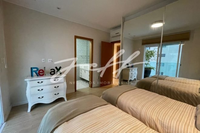 37135449-fe11-4371-b813-3a42be9df682