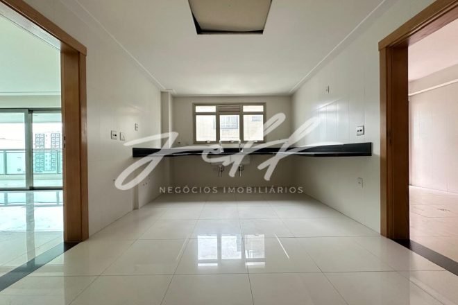 649b97ef-f222-4d68-97f0-00de31839892