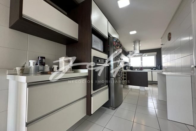 71ea8613-59ff-4932-b938-40f2c2d646bd