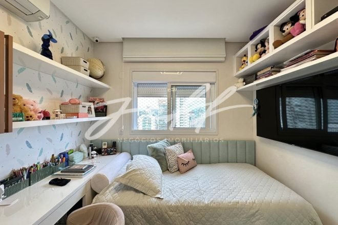 b4478cf2-26c0-428a-ac9c-8c1d0626def3