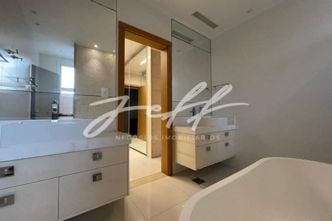 c1710d7b-5fe7-463a-8390-f5bf409ab1d1