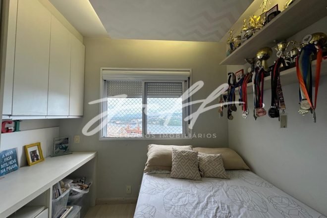 e9196045-54b0-4c4c-836a-98cc066dffb2