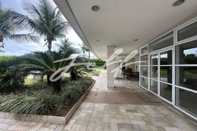 f2f08609-47a8-4a7a-8851-d6587a5e2c1a