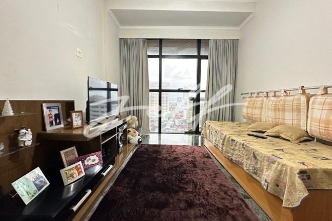 feacdc63-5e3e-40cc-902a-a7864471c76f