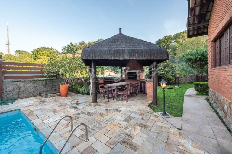 Casa à venda no MARAPÉ: